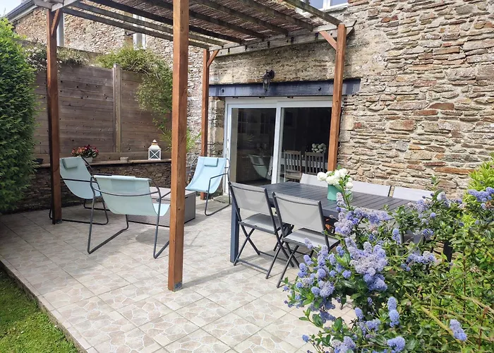 De La Pierrose 100 M2 Avec Jardin Prive Holiday home Cahagnolles