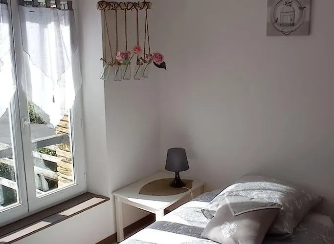 De La Pierrose Au Coeur De La Normandie Cahagnolles