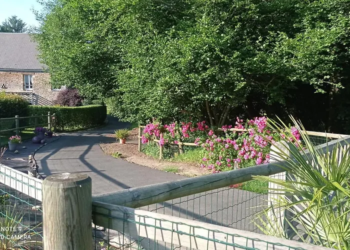 De La Pierrose Au Coeur De La Normandie Cahagnolles