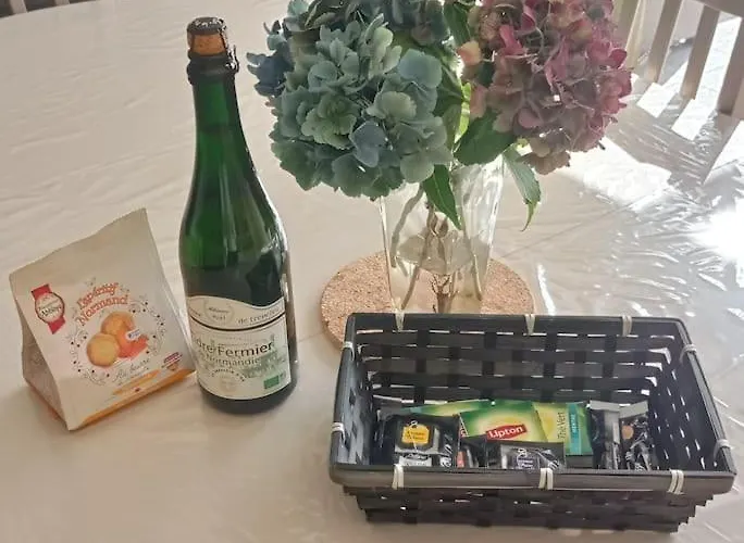 De La Pierrose Au Coeur De La Normandie * Cahagnolles